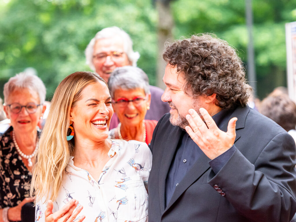 Joern Hinkel und Sandy Mölling auf dem roten Teppich